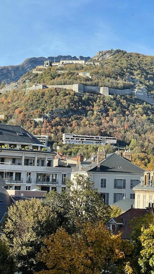 Cosy And Calm In Grenoble City Heart With Free And Large Parking Q-Park Chavant מראה חיצוני תמונה