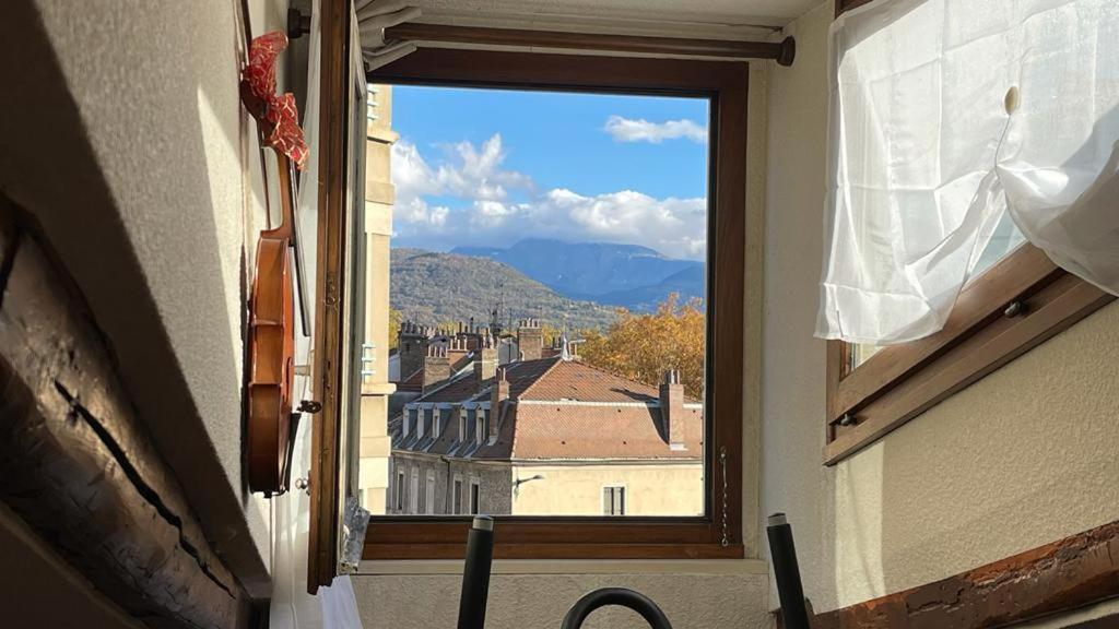 Cosy And Calm In Grenoble City Heart With Free And Large Parking Q-Park Chavant מראה חיצוני תמונה